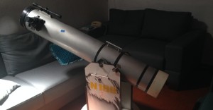 Professor constrói telescópio com webcam e filma Saturno no céu do Piauí