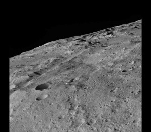 Segundo a Nasa, existem evidências de que o impacto que formou a cratera na superfície de Ceres é recente