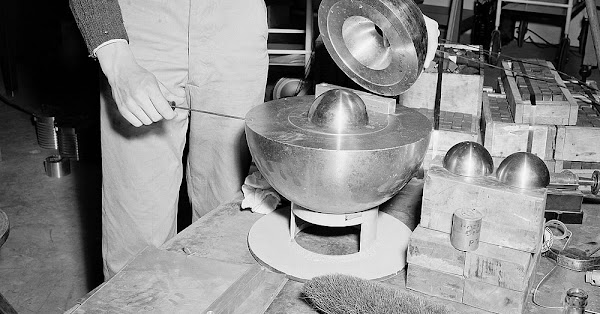 Recriação do experimento do Demon Core