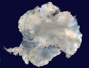 10dez2013---cientistas-encontraram-o-ponto-mais-frio-da-terra-ele-fica-no-leste-da-antartida-e-registrou-a-temperatura-de--932c-em-agosto-de-2010-1386699675545_615x470