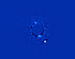 Planeta gigante é fotografado ao redor da estrela Beta Pictoris