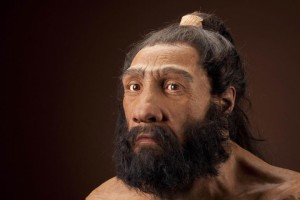 Crânio revela convivência entre humanos e neandertais no Oriente Médio