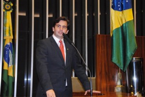 Deputado Fábio Garcia veta projeto astronômico de R$ 800 milhões