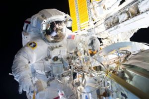 NASA recompensa quem encontrar solução para excrementos espaciais